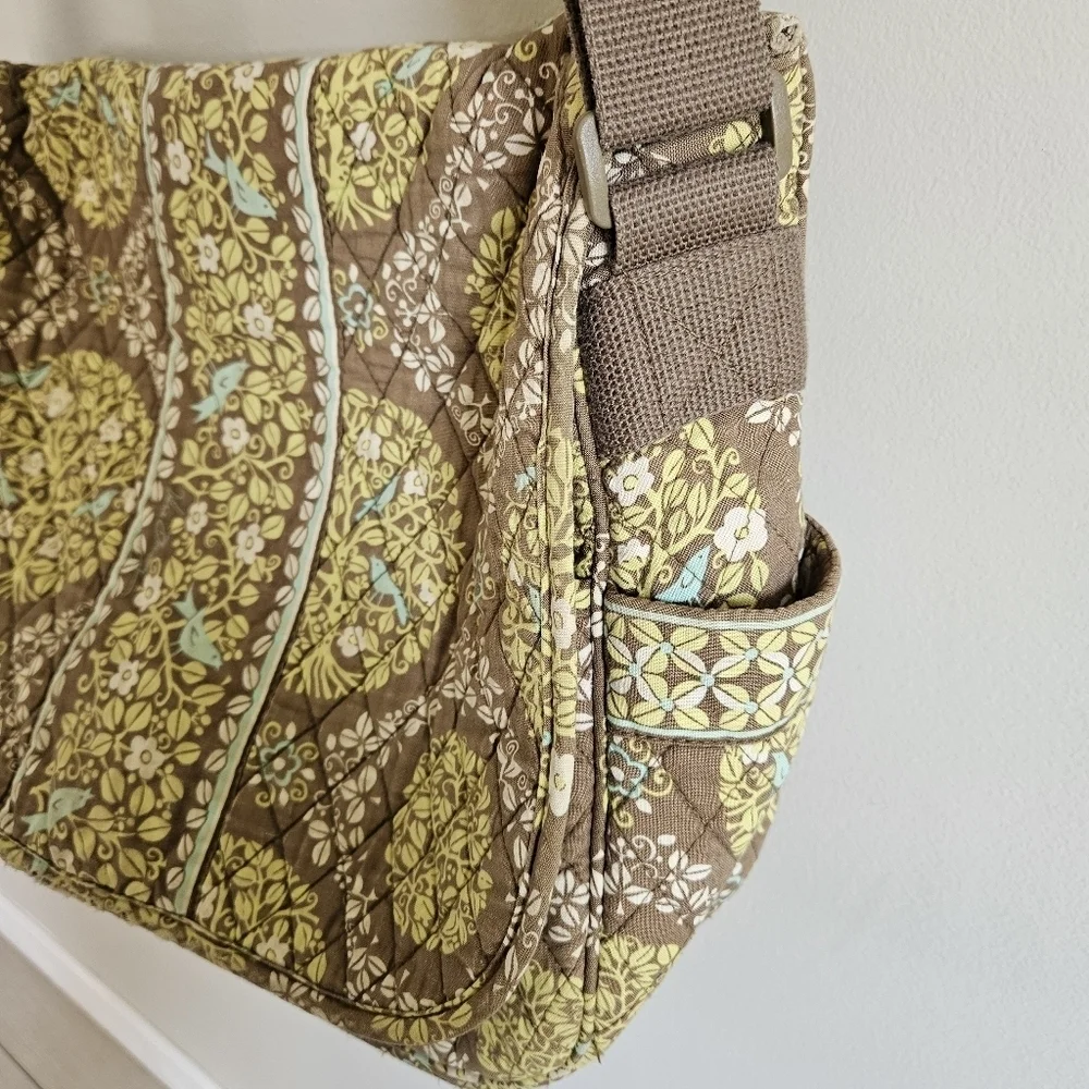 Vera Bradley Green Sittin In A Tree RETIRED PATTERN Messenger Bag